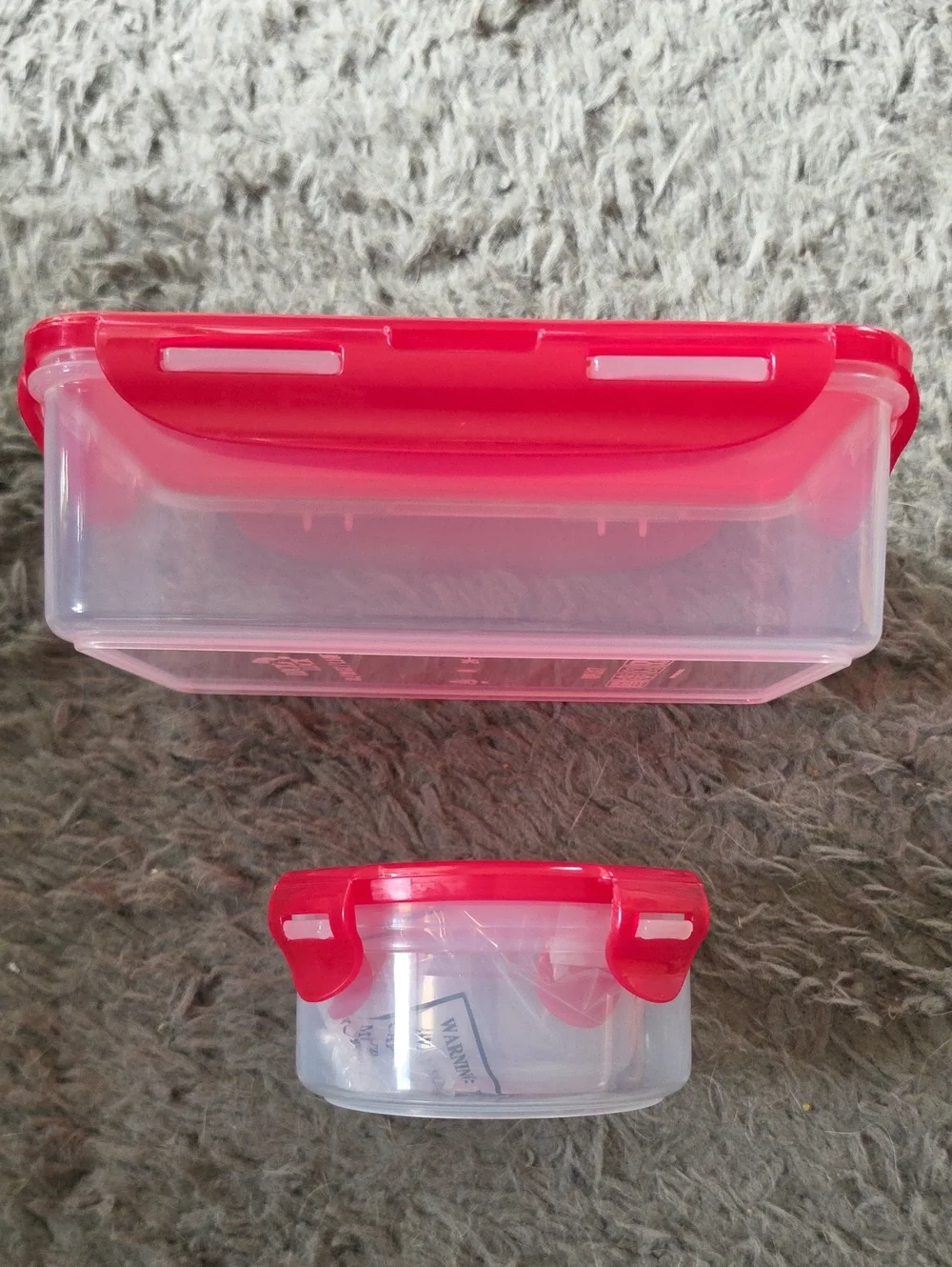 NIB Lock & Lock Red Food Storage Containers - Multipack